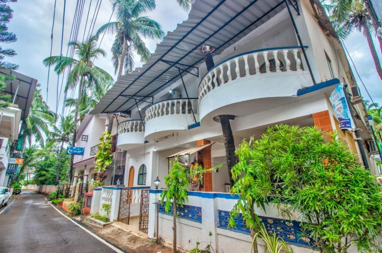 Advik Apartments Marmagao Bagian luar foto