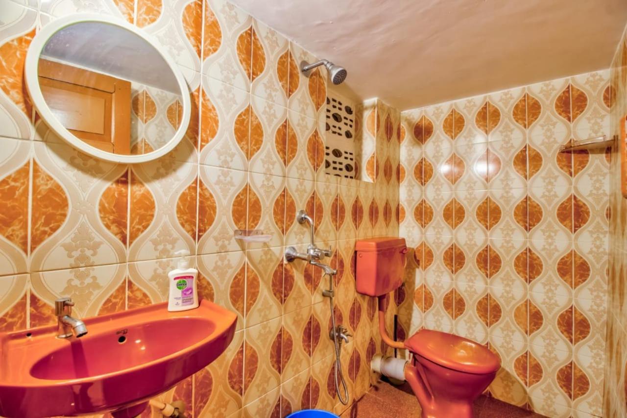 Advik Apartments Marmagao Bagian luar foto