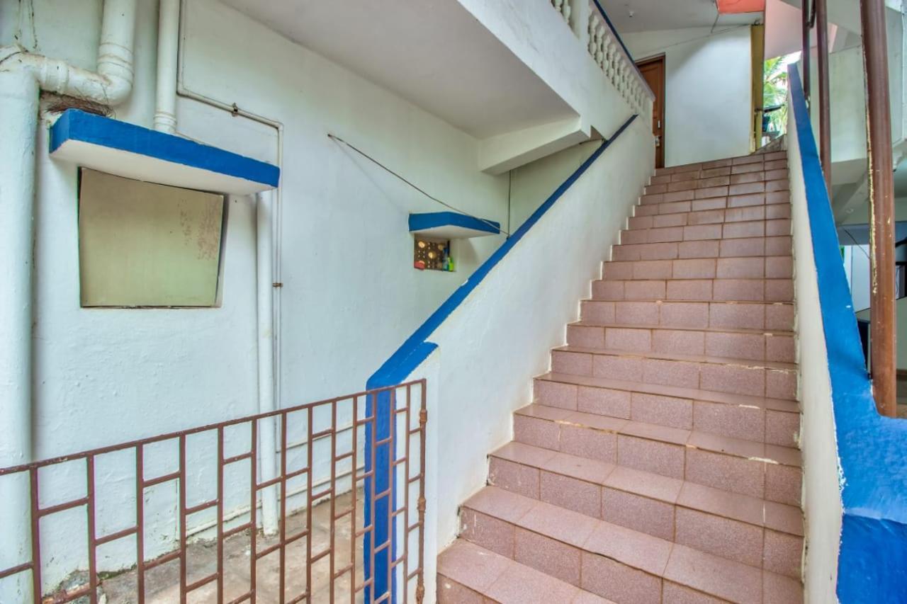Advik Apartments Marmagao Bagian luar foto