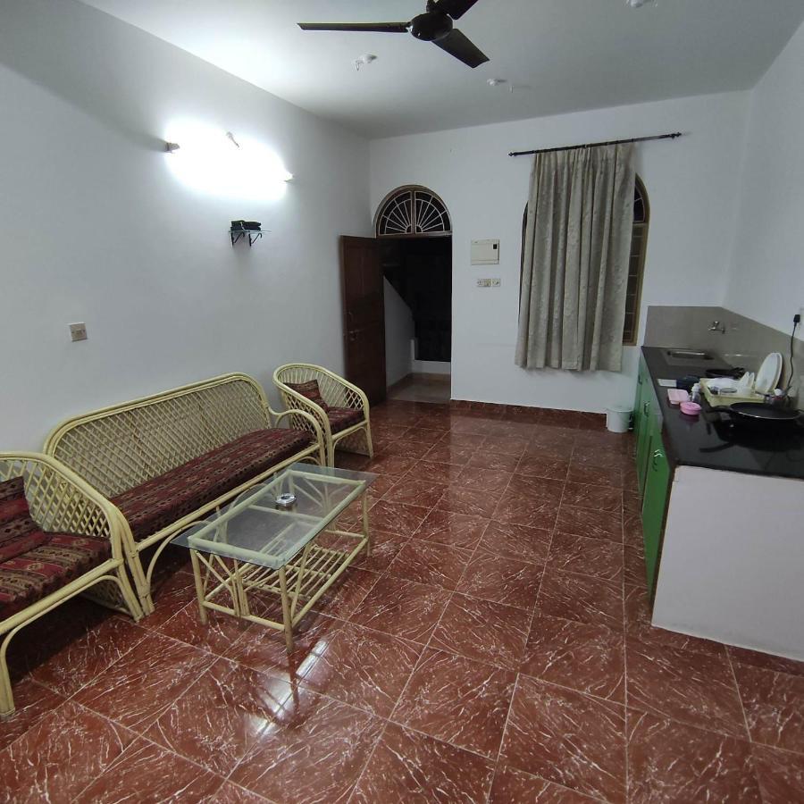 Advik Apartments Marmagao Bagian luar foto