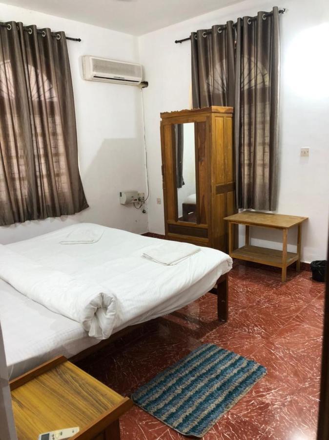 Advik Apartments Marmagao Bagian luar foto