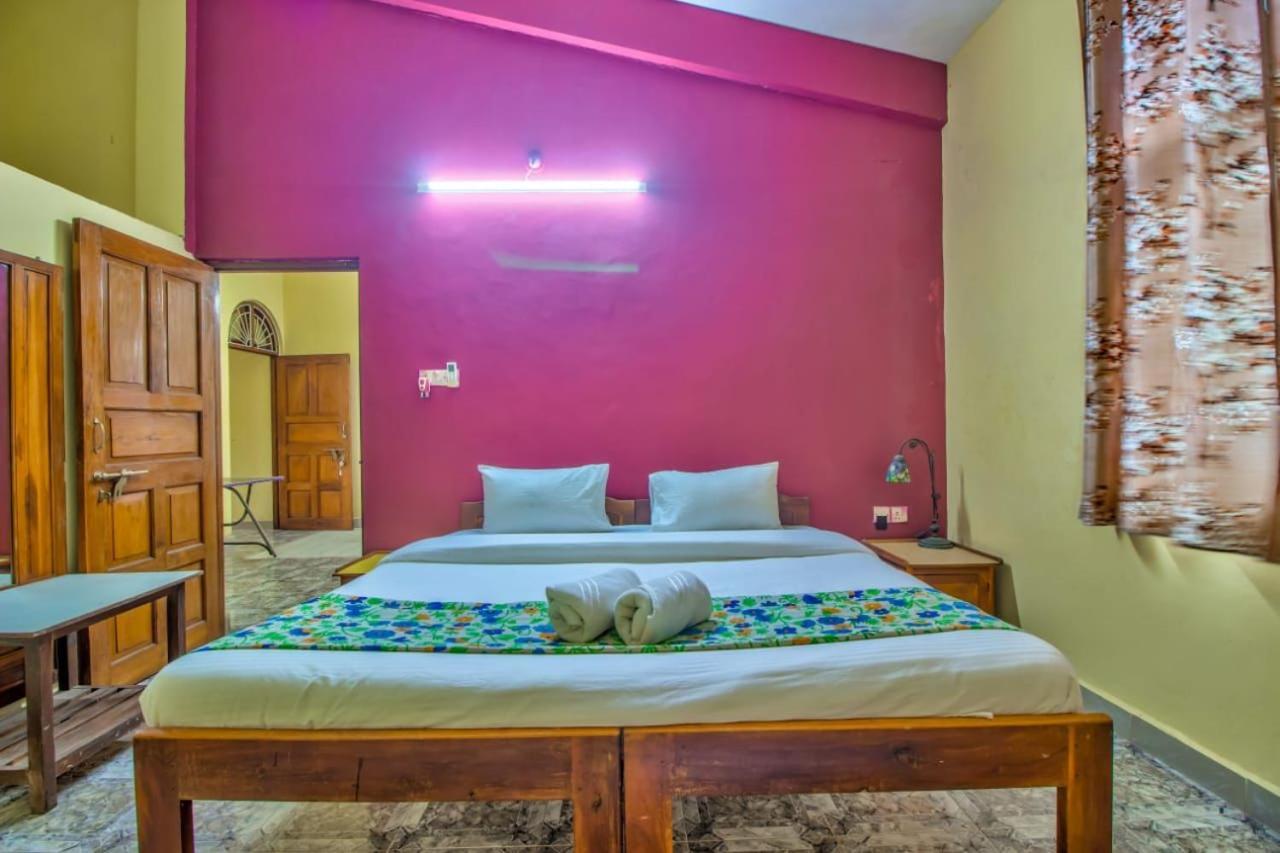 Advik Apartments Marmagao Bagian luar foto